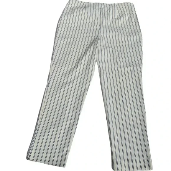 Chicos Womens Pants 2R White with Blue stripes. - Picture 2 of 8